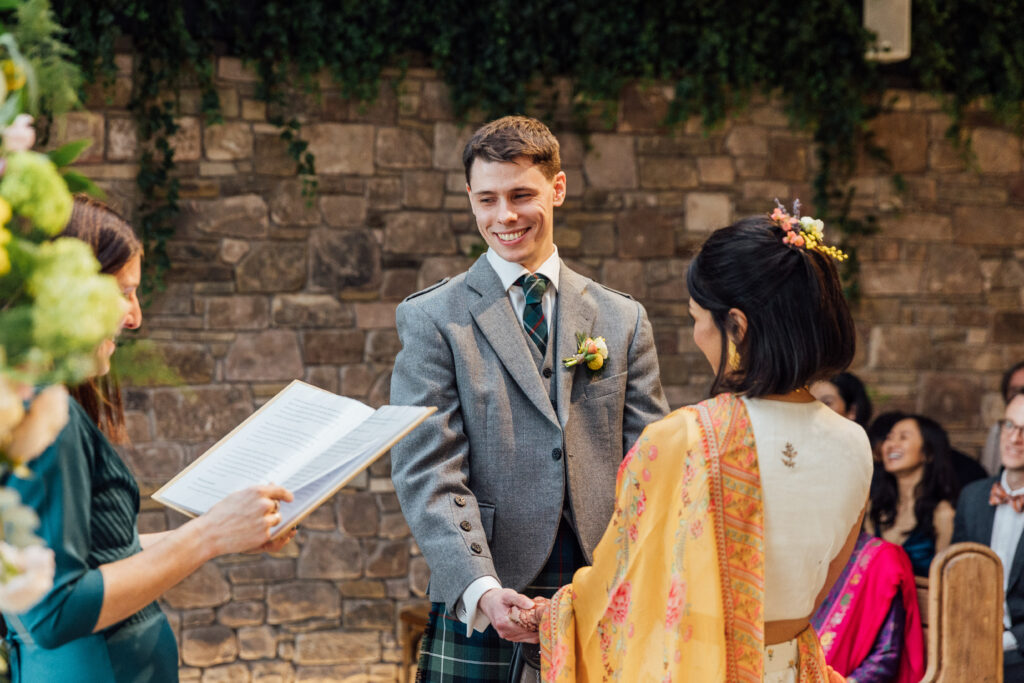 Cairns Farm Estate wedding ceremony - Sarah Fulton Photography